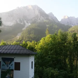 Dolomiti House Gasthof